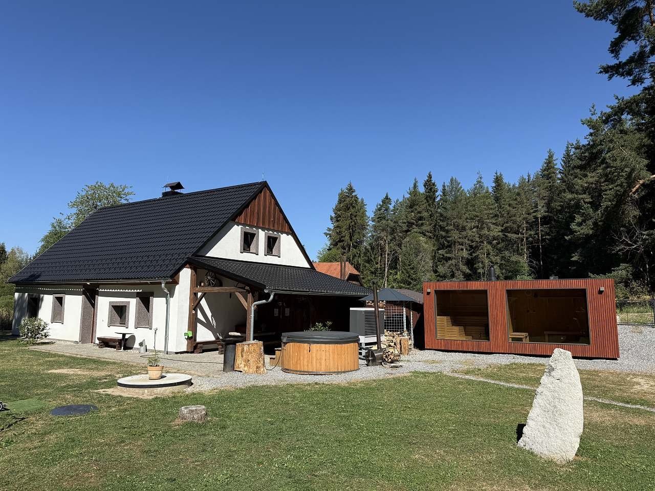 Apartmány Na samotě (Kubova Huť, Šumava) – fotka