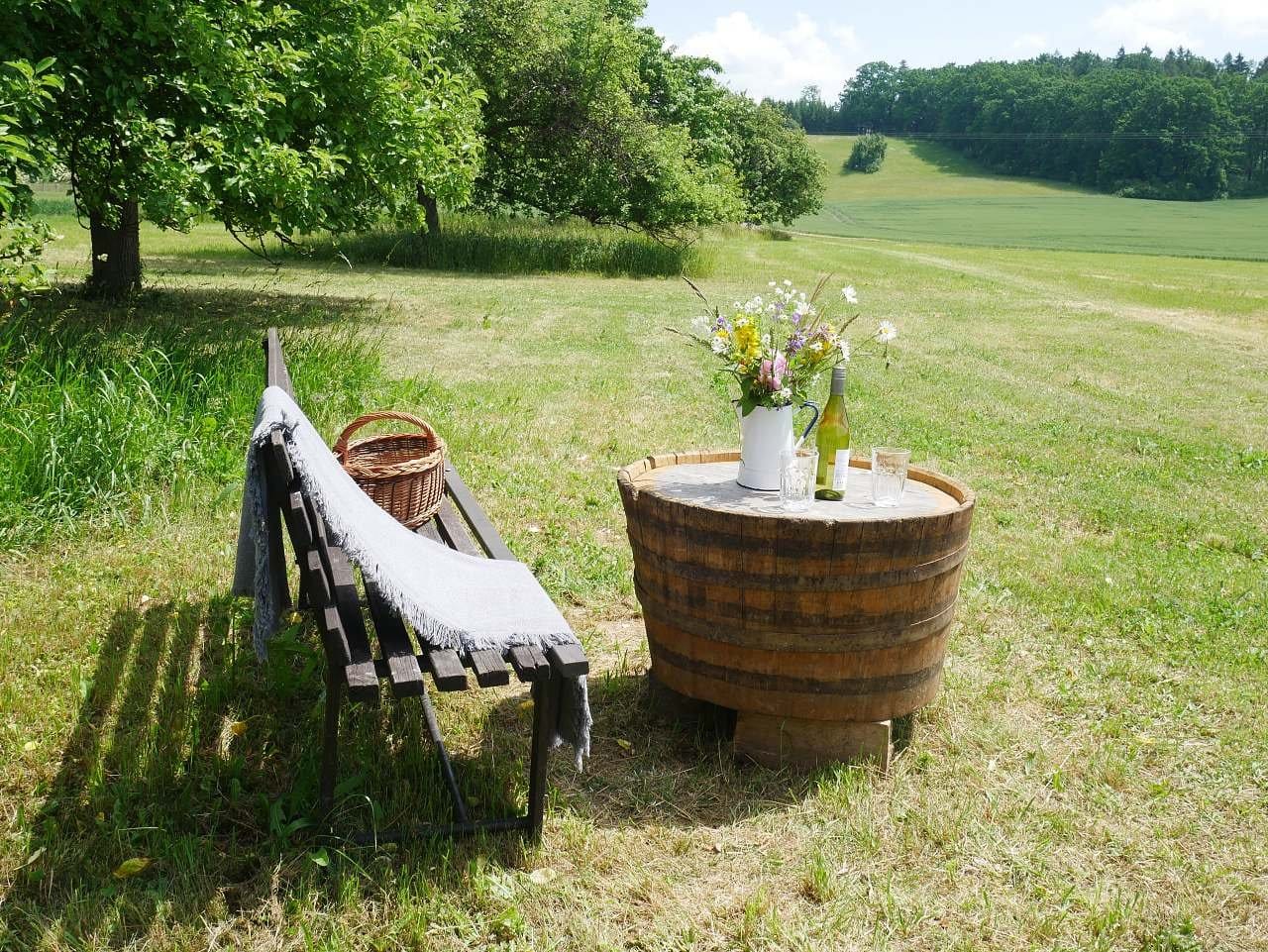 Glamping Pecka: Venkovní posezení
