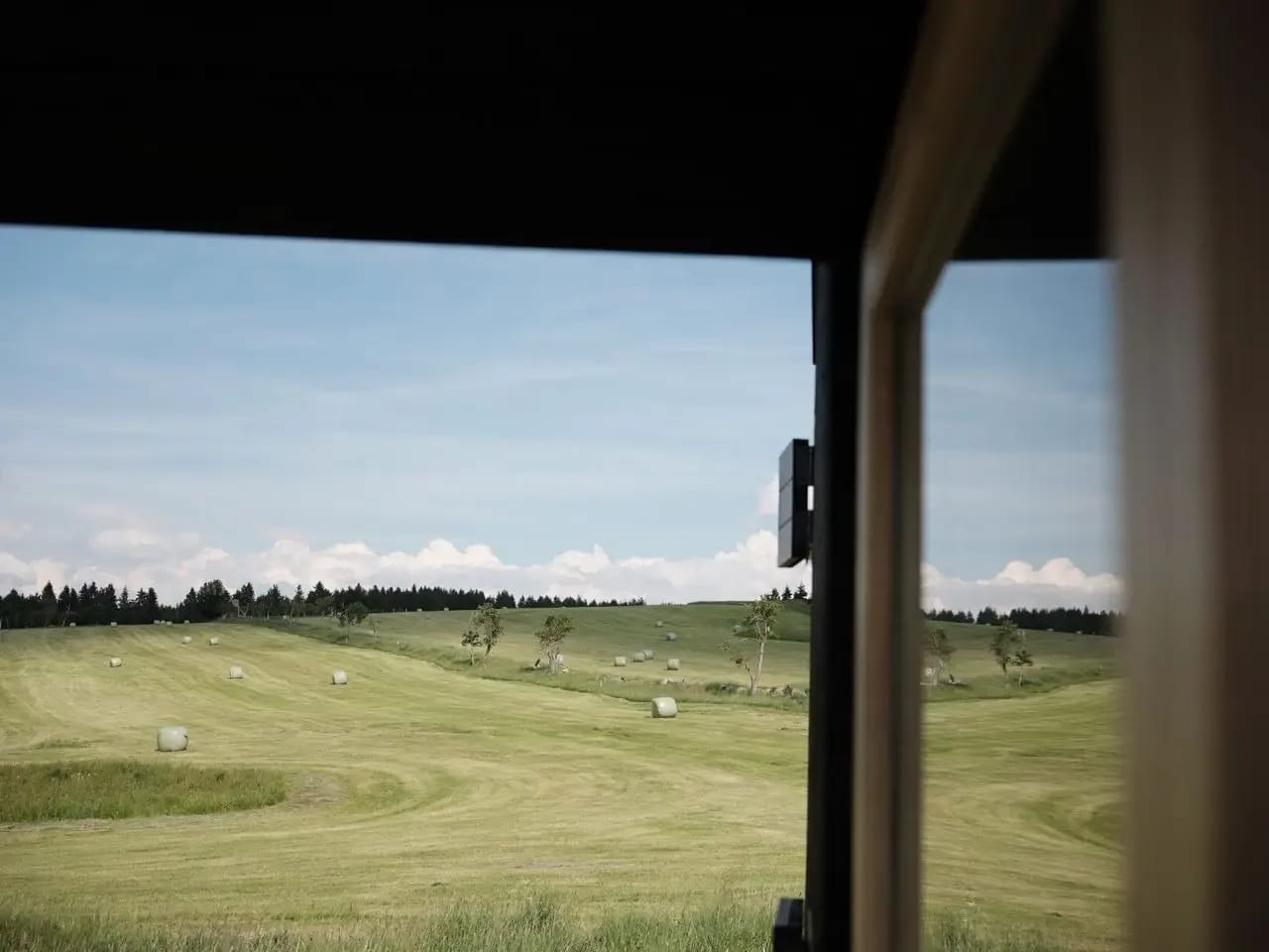 Glamping Na Malém Háji (Krušné hory): Okolní příroda a louka glamping ubytování Na Malém Háji